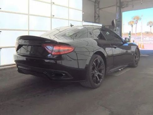 Used 2014 Maserati GranTurismo Sport image 4