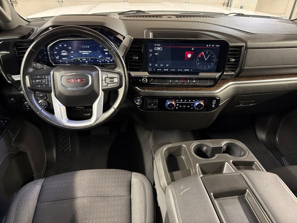 Used 2024 GMC Sierra 2500 SLE w/ SLE Convenience Package AWD/4WD image 8
