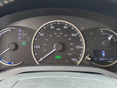 Used 2016 Lexus CT 200h w/ Seat Comfort Package FWD image 21