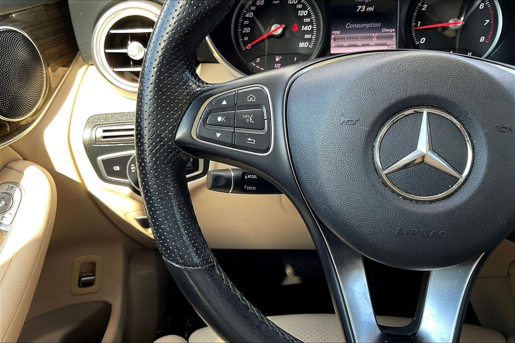 Used 2019 Mercedes-Benz GLC 300 w/ Premium Package image 9
