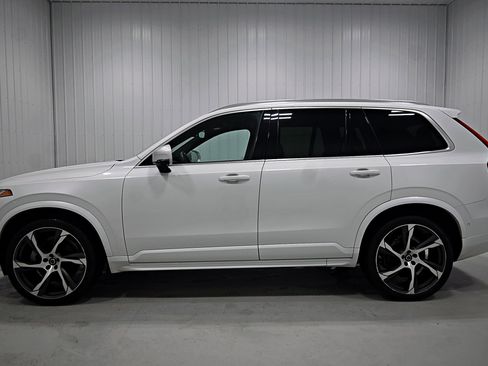 Used 2019 Volvo XC90 T6 R-Design w/ Advanced Package AWD/4WD image 24