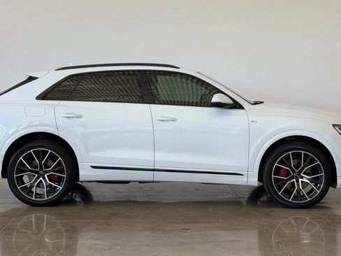 Used 2019 Audi Q8 Premium Plus w/ Premium Plus AWD/4WD image 8