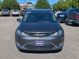 Used 2019 Chrysler Pacifica Touring-L Plus FWD video 2