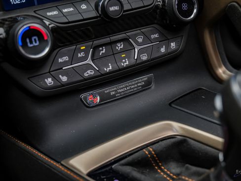 Used 2019 Chevrolet Corvette ZR1 RWD image 75