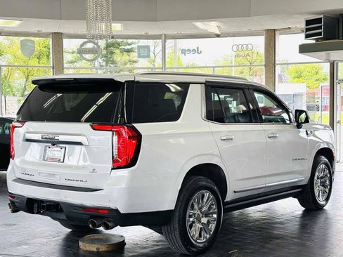 Used 2022 GMC Yukon Denali AWD/4WD image 8