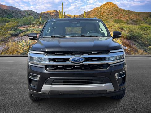 Used 2022 Ford Expedition Limited RWD image 5