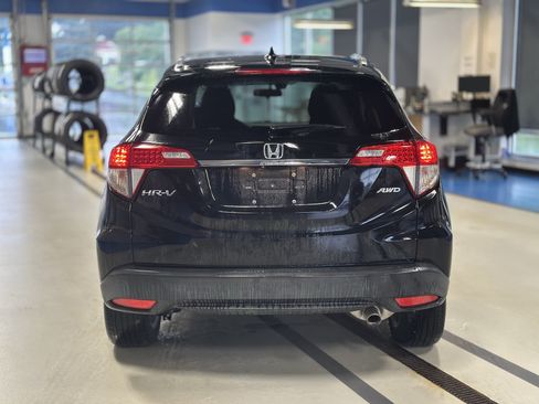 Used 2019 Honda HR-V EX image 6
