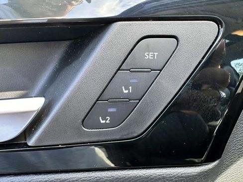 Used 2024 Mitsubishi Outlander SEL AWD/4WD image 10