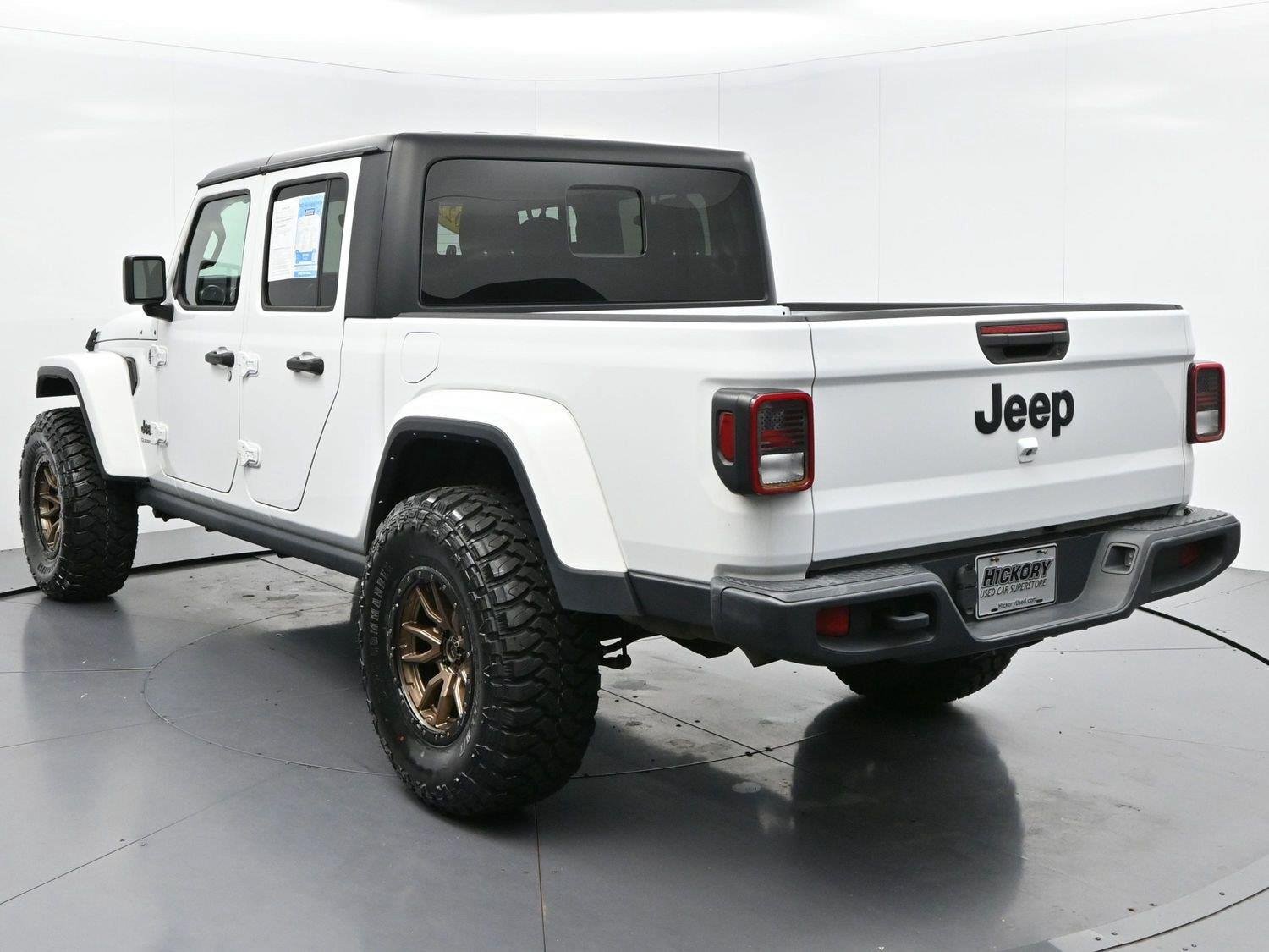 Used 2022 Jeep Gladiator Sport AWD/4WD image 5