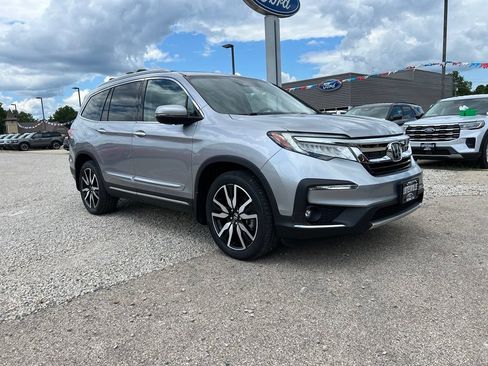 Used 2022 Honda Pilot Touring image 2