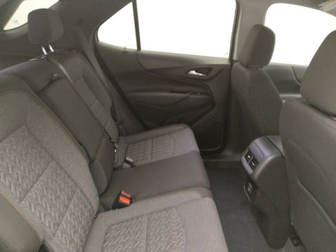Used 2023 Chevrolet Equinox LT w/ Driver Convenience Package AWD/4WD image 19