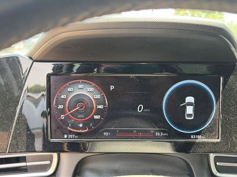 Used 2021 Hyundai Elantra SEL w/ Convenience Package FWD image 7