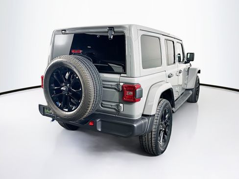Used 2023 Jeep Wrangler Unlimited Sahara w/ Cold Weather Group AWD/4WD image 9