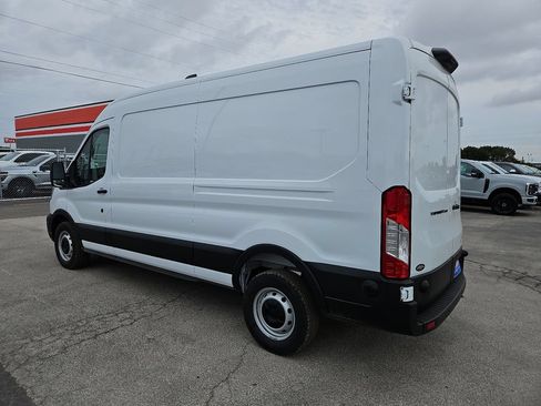 New 2026 Ford Transit 250 148 Medium Roof RWD image 8