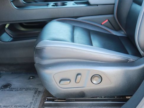 Certified 2024 Honda Prologue Touring image 11