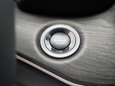 Used 2024 Jeep Grand Cherokee Limited w/ Trailer Tow Package image 21