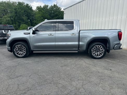 Used 2024 GMC Sierra 1500 Denali Ultimate AWD/4WD image 9