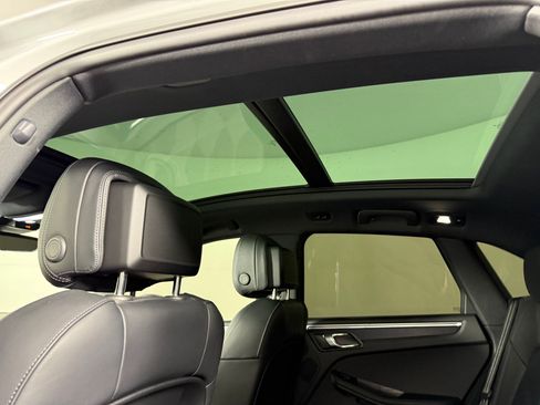 Used 2023 Porsche Macan GTS image 16