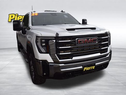 Used 2024 GMC Sierra 3500 SLE w/ SLE Convenience Package AWD/4WD image 3