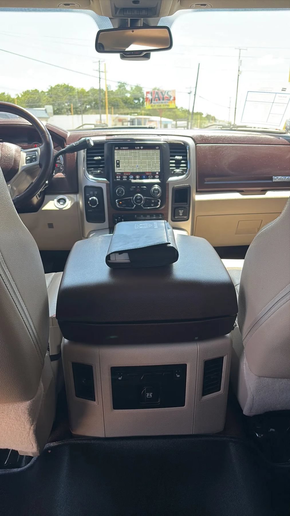 Used 2018 RAM 2500 Laramie AWD/4WD image 22