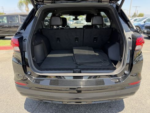 Used 2024 Chevrolet Equinox RS FWD image 10