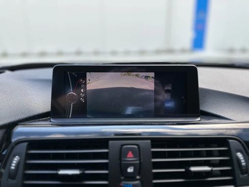 Used 2012 BMW 335i Sedan image 17