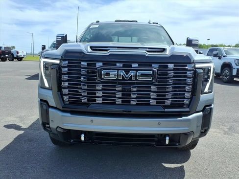 New 2026 GMC Sierra 2500 Denali Ultimate w/ Max Trailering Package AWD/4WD image 2