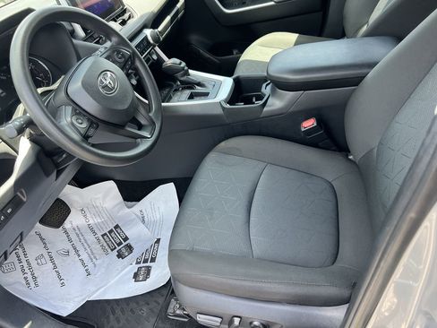 Used 2024 Toyota RAV4 XLE FWD image 16