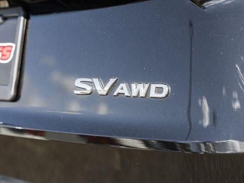 Used 2022 Nissan Rogue SV w/ SV Premium Package image 9