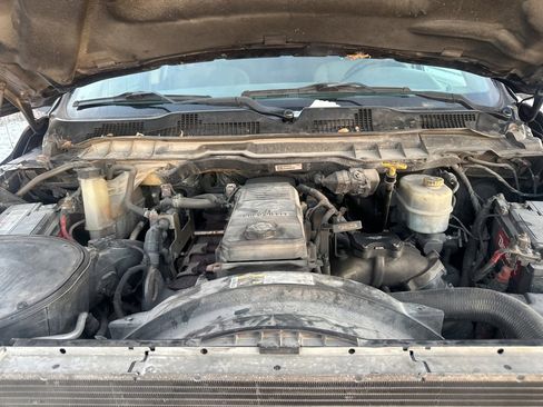 Used 2017 RAM 3500 Tradesman w/ Chrome Appearance Group image 12