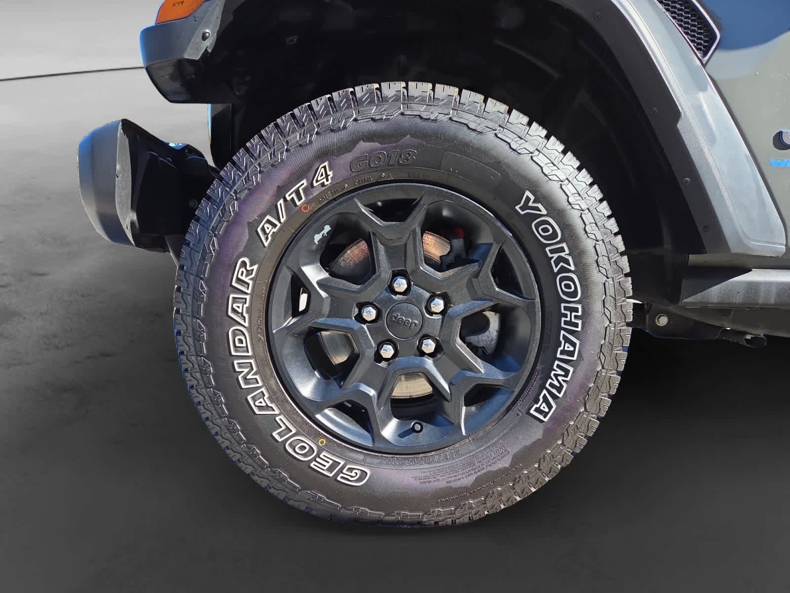 Used 2023 Jeep Wrangler Unlimited w/ Cold Weather Group AWD/4WD image 9