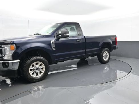 Used 2021 Ford F250 XLT w/ XLT Value Package AWD/4WD image 2