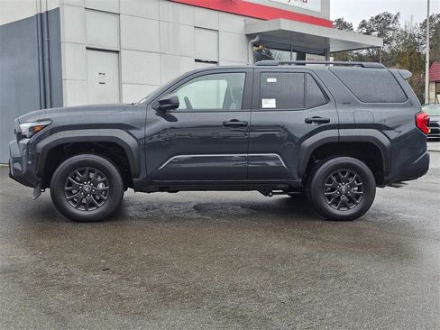 New 2026 Toyota 4Runner SR5 image 4