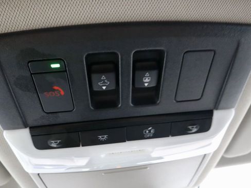 Certified 2023 Nissan Rogue Platinum w/ Platinum Premium Package AWD/4WD image 32