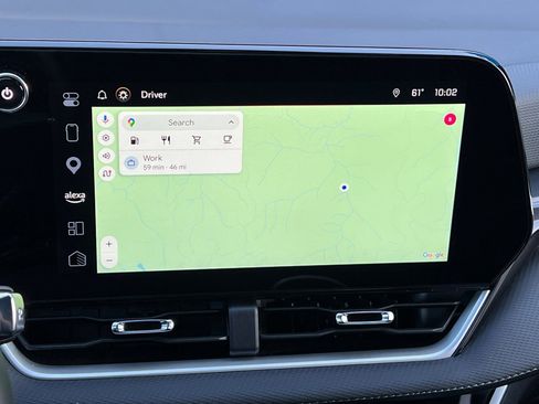 Used 2025 Chevrolet Equinox LT w/ Convenience Package II image 41