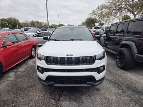 Used 2023 Jeep Compass Altitude image 5