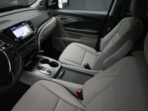 Used 2022 Honda Ridgeline RTL-E image 16