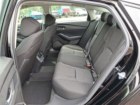 New 2025 Honda Accord SE image 5