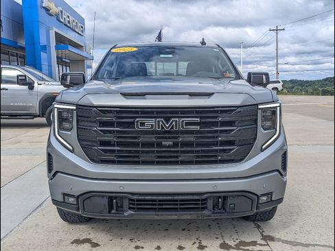 Used 2025 GMC Sierra 1500 Elevation w/ Elevation Premium Package AWD/4WD image 11