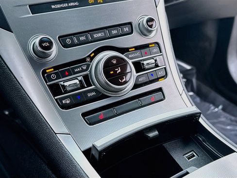 Used 2019 Lincoln MKZ Premiere AWD/4WD image 18