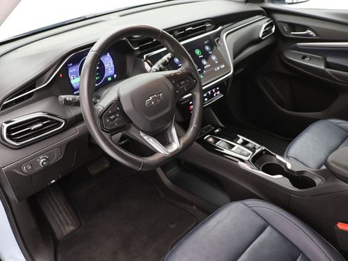 Used 2023 Chevrolet Bolt EUV LT w/ Convenience Package image 15