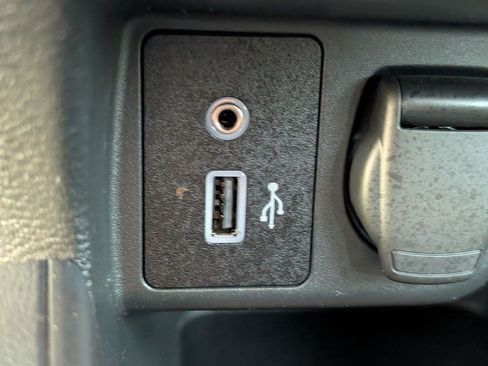 Certified 2025 Nissan Versa S w/ Trunk Package FWD image 19