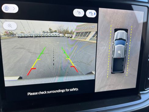 New 2025 Ford F150 Platinum w/ FX4 Off-Road Package image 22