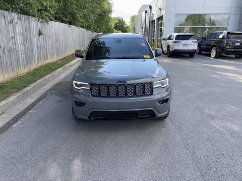 Used 2021 Jeep Grand Cherokee Laredo X AWD/4WD image 8