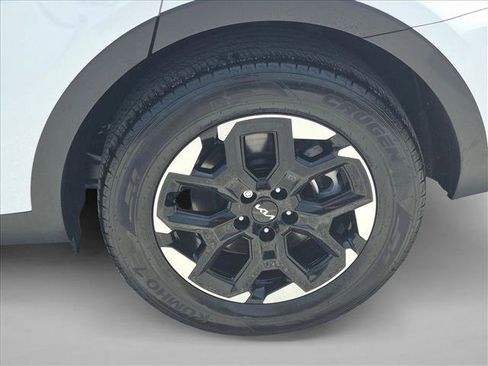 Used 2025 Kia Sorento S FWD image 21