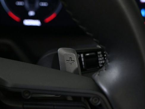 Used 2023 Porsche 911 Carrera image 21