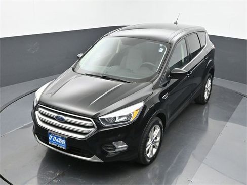 Used 2017 Ford Escape SE image 20