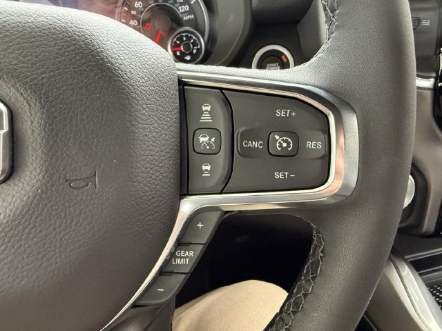 New 2026 RAM 1500 Laramie AWD/4WD image 19