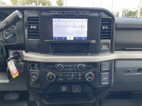 Used 2024 Ford F250 XLT w/ FX4 Off-Road Package AWD/4WD image 28