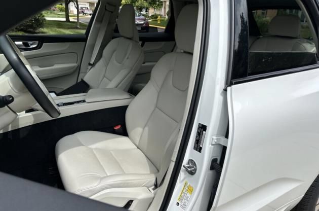 Used 2024 Volvo XC60 T8 Core w/ Protection Package Premier AWD/4WD image 2